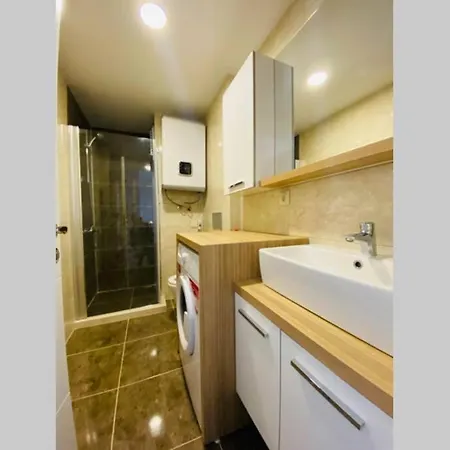 Kuşadası'nda 1+1 Yazlık Daire Olea *
