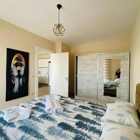 Kusadasi'nda 1+1 Yazlik Daire Olea Kusadası